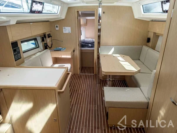 Bavaria C38 - Yacht Charter Sailica