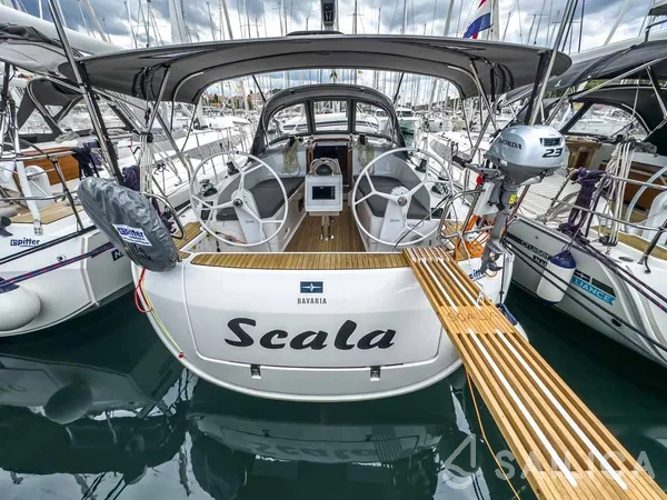 Bavaria 37 Cruiser - Yacht Charter Sailica