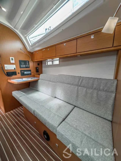 Bavaria 37 Cruiser - Yacht Charter Sailica