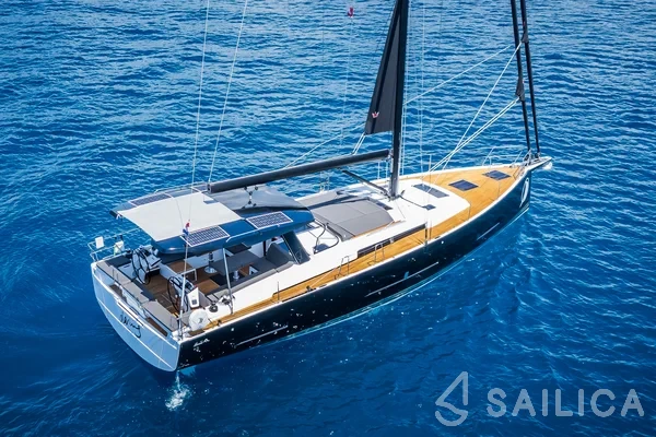 Hanse 510 - Yacht Charter Sailica