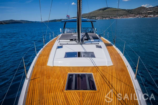 Hanse 510 - Yacht Charter Sailica
