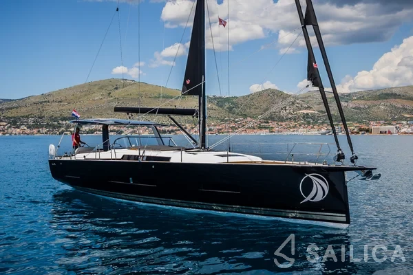 Hanse 510 - Yacht Charter Sailica