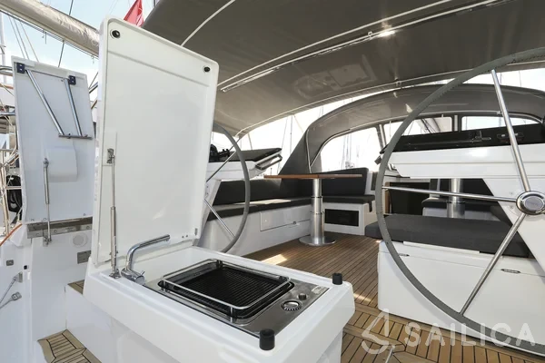 Hanse 460 - Yacht Charter Sailica