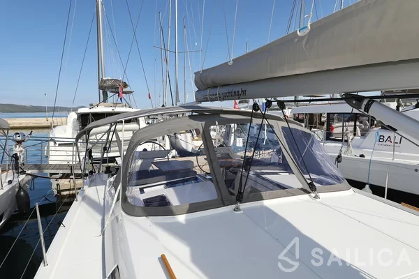 Hanse 460 - Yacht Charter Sailica