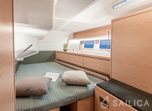 Hanse 588 - Yacht Charter Sailica