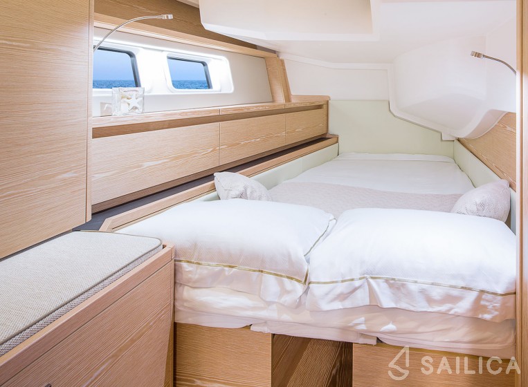 Hanse 588 - Yacht Charter Sailica