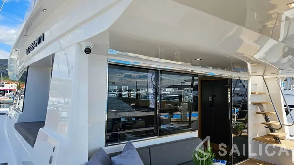 Mazarin 55 - Yacht Charter Sailica