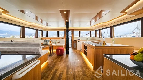 Mazarin 55 - Yacht Charter Sailica