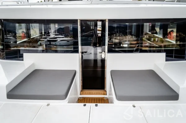 Mazarin 55 - Yacht Charter Sailica