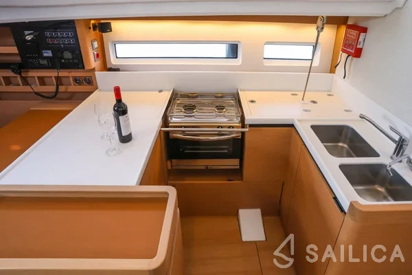 Sun Odyssey 440 - Yacht Charter Sailica