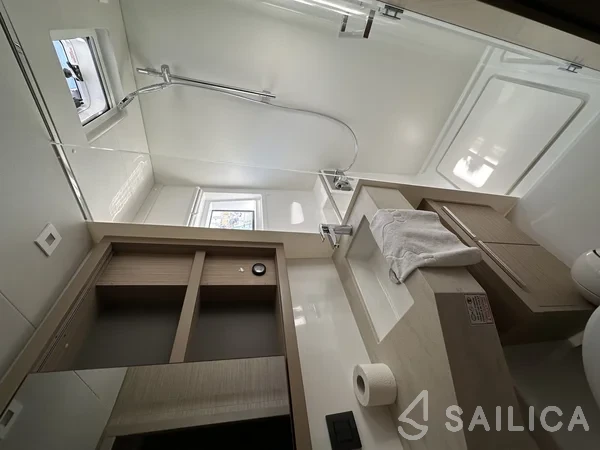 Lagoon 46  - Yacht Charter Sailica