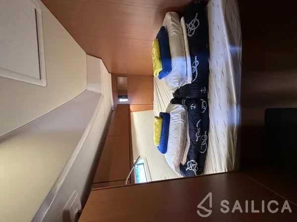 Bavaria 46 Cruiser - Yacht Charter Sailica