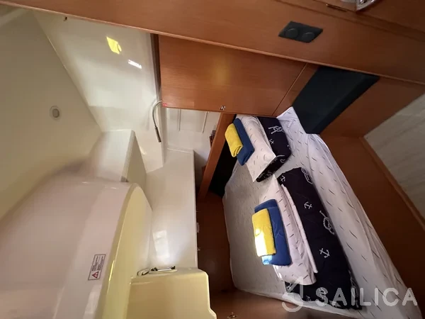 Bavaria 46 Cruiser - Yacht Charter Sailica