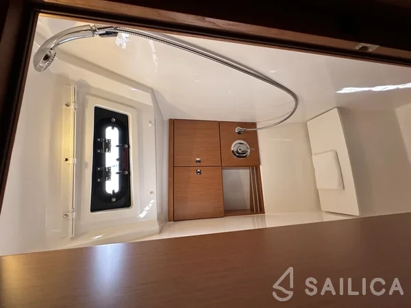 Bavaria 46 Cruiser - Yacht Charter Sailica