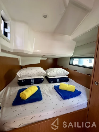 Bavaria C38 - Yacht Charter Sailica