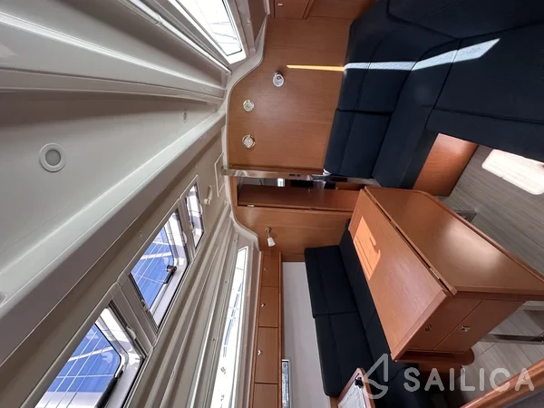 Bavaria 37 Cruiser - Yacht Charter Sailica