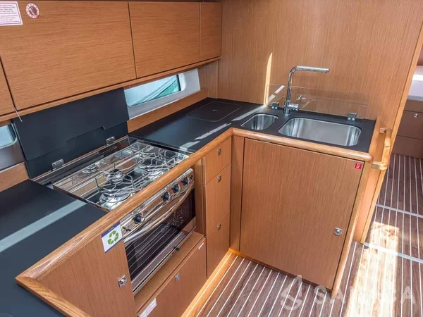 Bavaria 46 Cruiser - Yacht Charter Sailica