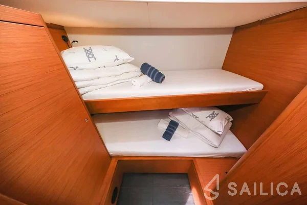 Dufour 530 - Yacht Charter Sailica