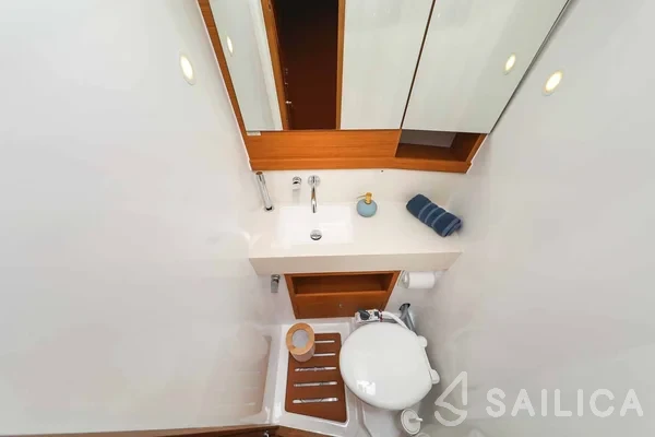Dufour 530 - Yacht Charter Sailica