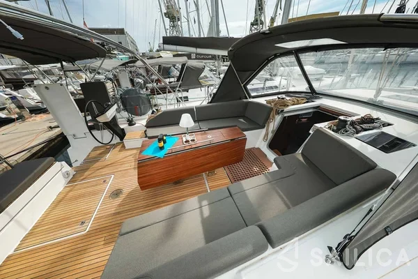 Dufour 530 - Yacht Charter Sailica