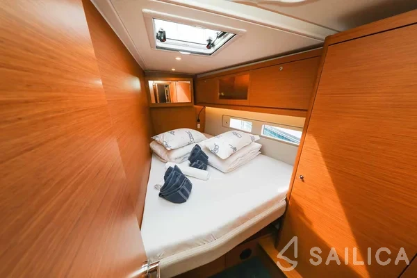 Dufour 530 - Yacht Charter Sailica