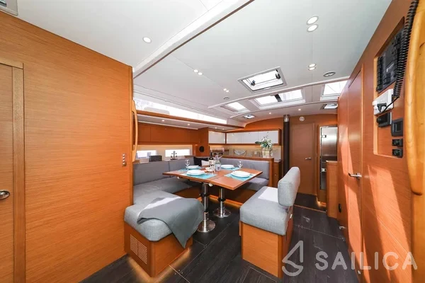 Dufour 530 - Yacht Charter Sailica