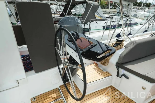 Dufour 530 - Yacht Charter Sailica