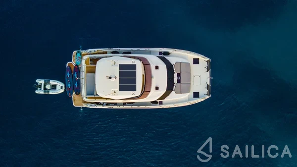 Prestige M48 - Yacht Charter Sailica