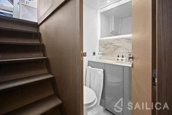 Prestige M48 - Yacht Charter Sailica