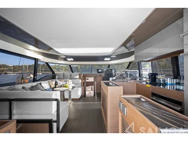 Prestige M48 - Yacht Charter Sailica