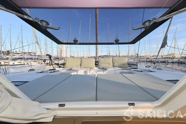 Bali Catspace - Yacht Charter Sailica