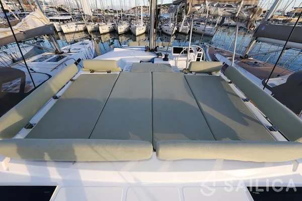 Bali Catspace - Yacht Charter Sailica