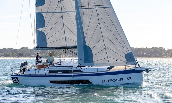 Dufour 37 - Yacht Charter Sailica