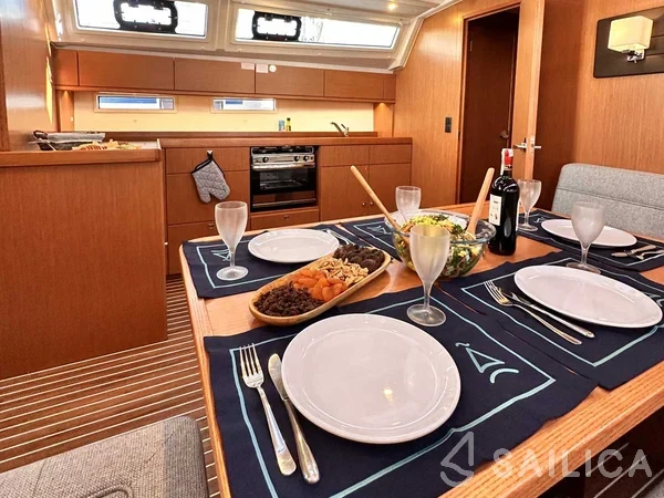 Bavaria 46 Cruiser - Yacht Charter Sailica