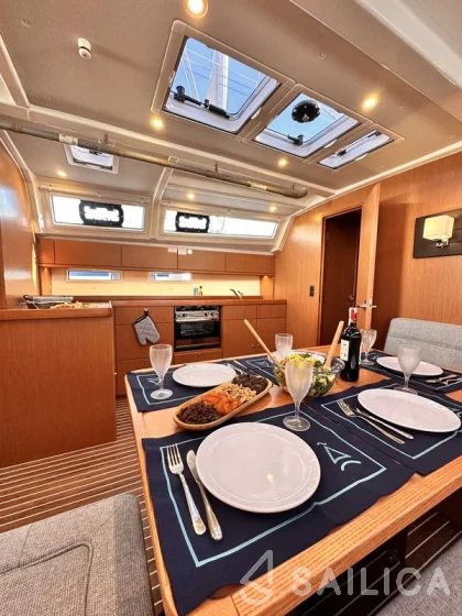 Bavaria 46 Cruiser - Yacht Charter Sailica