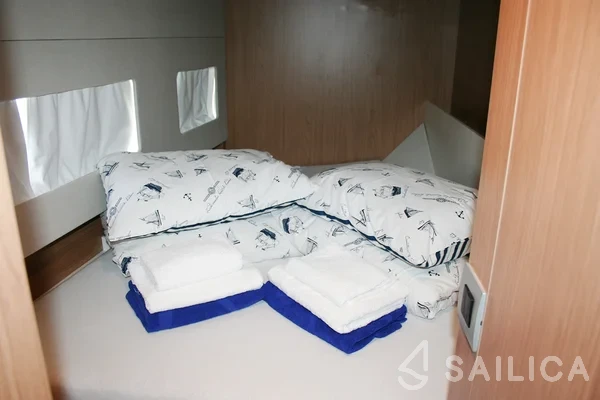 Bali Catsmart - Yacht Charter Sailica