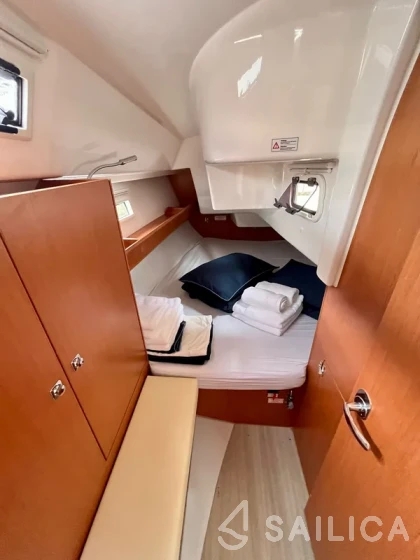 Bavaria 34 Cruiser - Yacht Charter Sailica