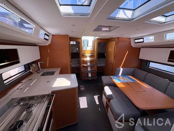 Dufour 41 - Yacht Charter Sailica