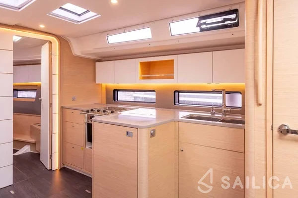 Dufour 41 - Yacht Charter Sailica