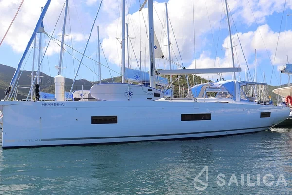 Oceanis 54 - Yacht Charter Sailica