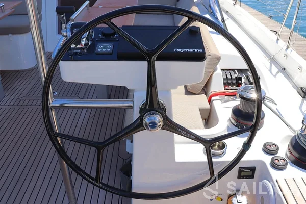 Oceanis 54 - Yacht Charter Sailica