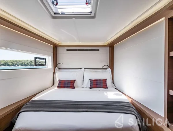 Lagoon 46  - Yacht Charter Sailica