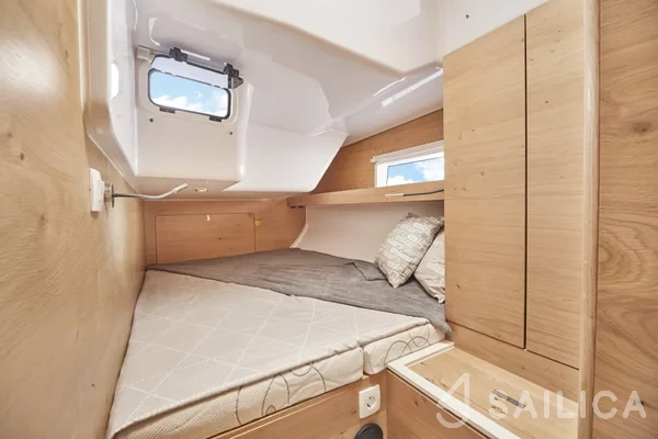 Elan 45 Impression - Yacht Charter Sailica