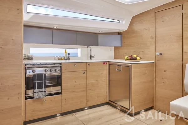 Elan 45 Impression - Yacht Charter Sailica