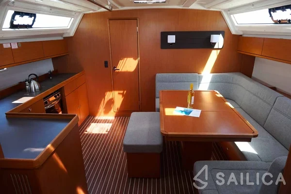 Bavaria 46 Cruiser - Yacht Charter Sailica