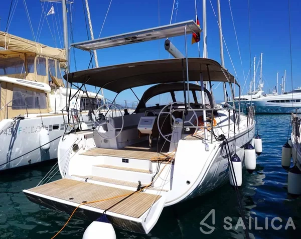 Bavaria 46 Cruiser - Yacht Charter Sailica