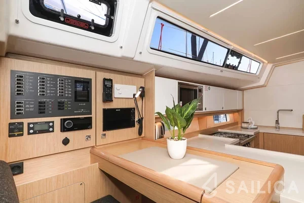 Bavaria 46 Cruiser - Yacht Charter Sailica