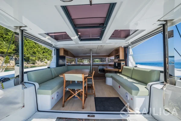 Bali Catsmart - Yacht Charter Sailica