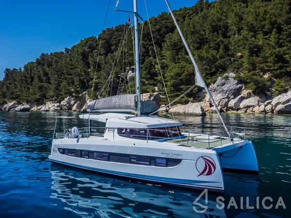 Bali Catsmart - Yacht Charter Sailica