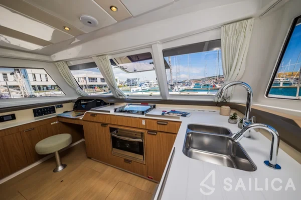 Bali Catspace - Yacht Charter Sailica